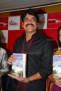 Nagarjuna-Amala Launchesthe Book 'Blossom Showers' by Giselle Mehta