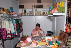 Nikitha Narayan Launches Parinaya Wedding Fair 2011