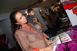 Nikitha Narayan Launches Parinaya Wedding Fair 2011