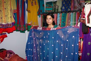 Nikitha Narayan Launches Parinaya Wedding Fair 2011