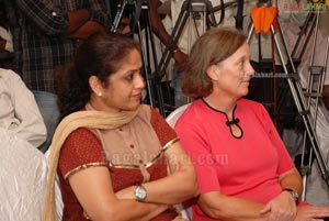 Pink Ribbon Walk 2011 Press Meet