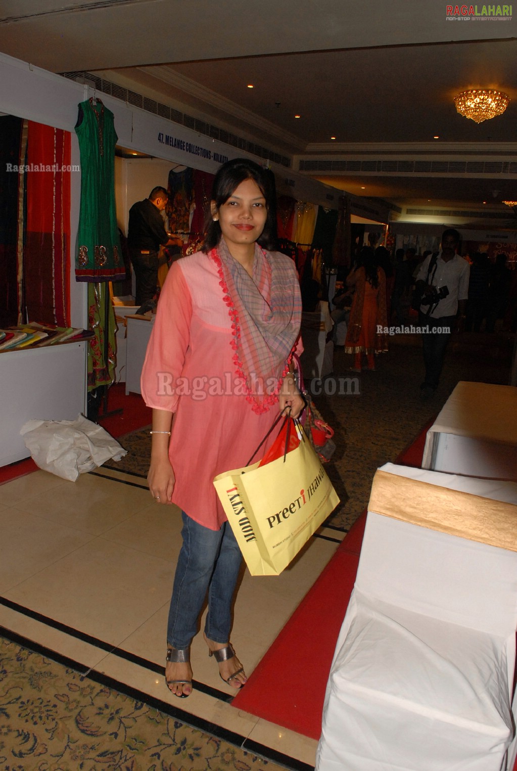 Sridevi Launches Khwaish Exhibiton & Sale at Taj Krishna