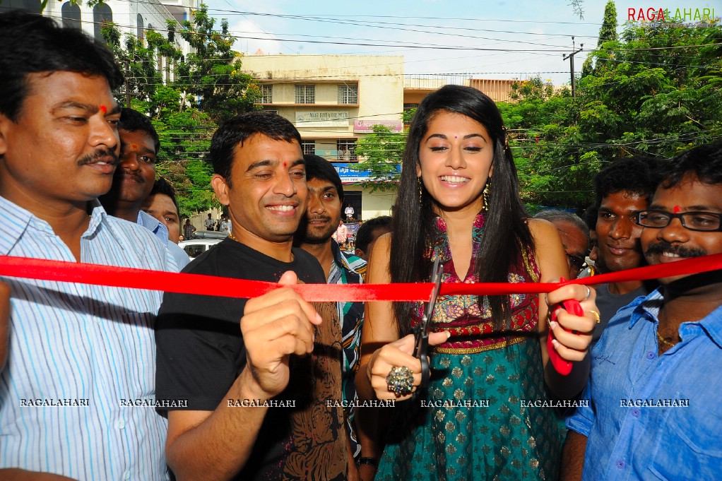 Taapsee launches Evolution Fashion Showroom