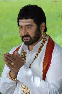 Suman as Srihara Sastry in Guravaaram