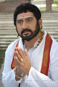 Suman as Srihara Sastry in Guravaaram