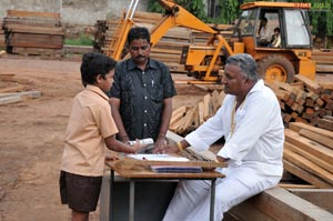 Paruchuri Ravindranath, Payal Gosh, Nadeesha Hemamali