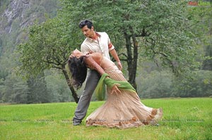 Jeeva, Karthika