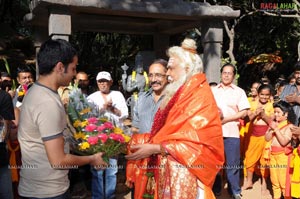 Sri Ramarajyam Working Stills