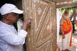 Sri Ramarajyam Working Stills