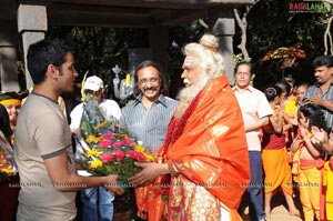 Sri Ramarajyam Working Stills