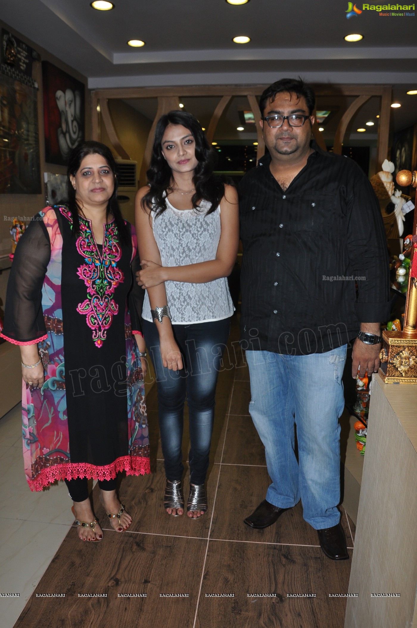 Nikitha Narayan at Art Guru Launch, Hyderabad