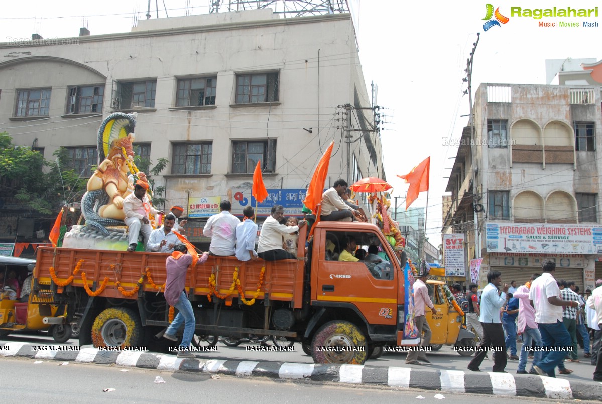 Charminar Ganesh Idols Nimajjanam Rally