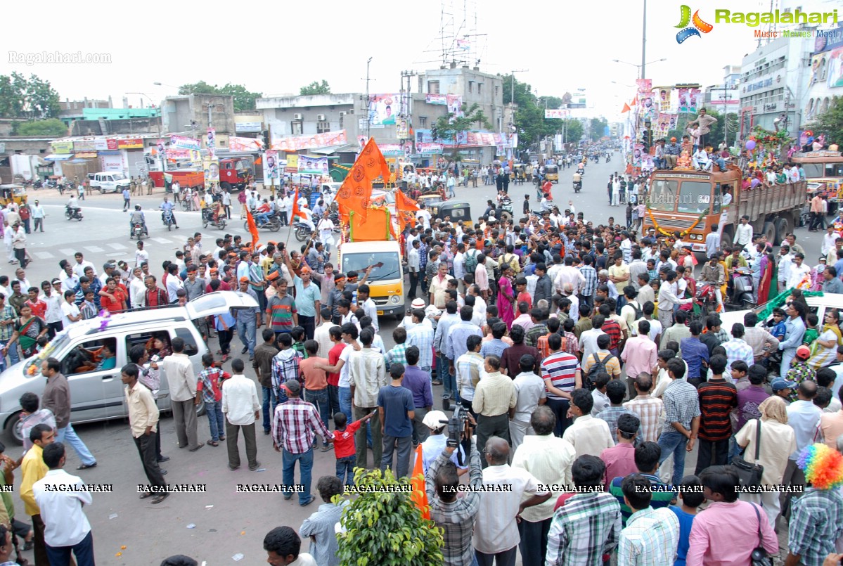 Charminar Ganesh Idols Nimajjanam Rally