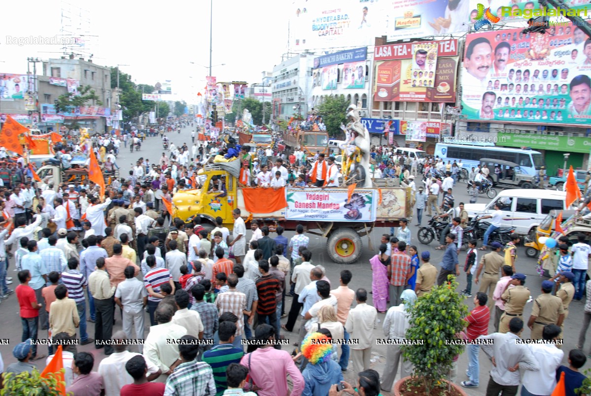 Charminar Ganesh Idols Nimajjanam Rally