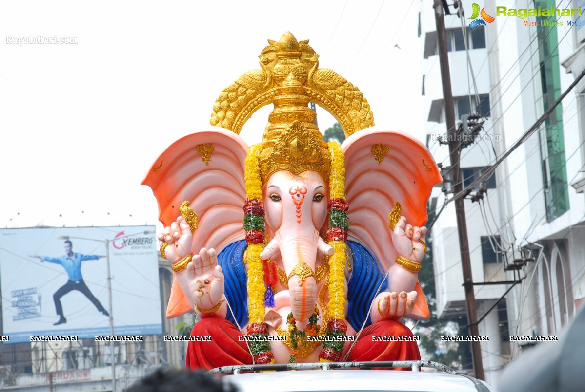 Charminar Ganesh Idols Nimajjanam Rally