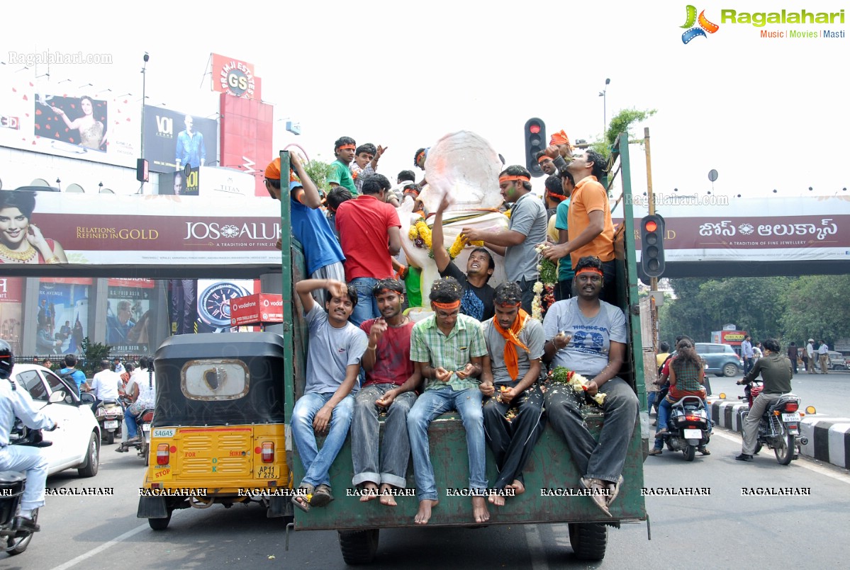 Charminar Ganesh Idols Nimajjanam Rally