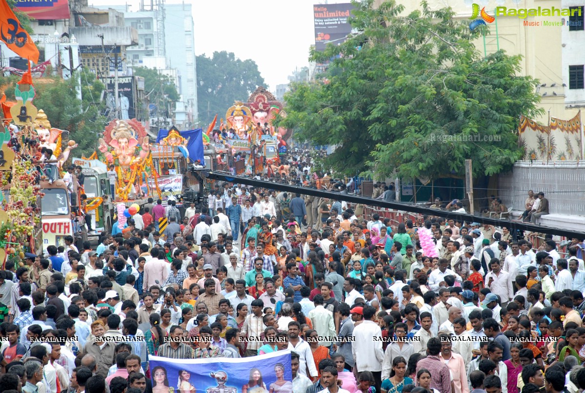 Charminar Ganesh Idols Nimajjanam Rally