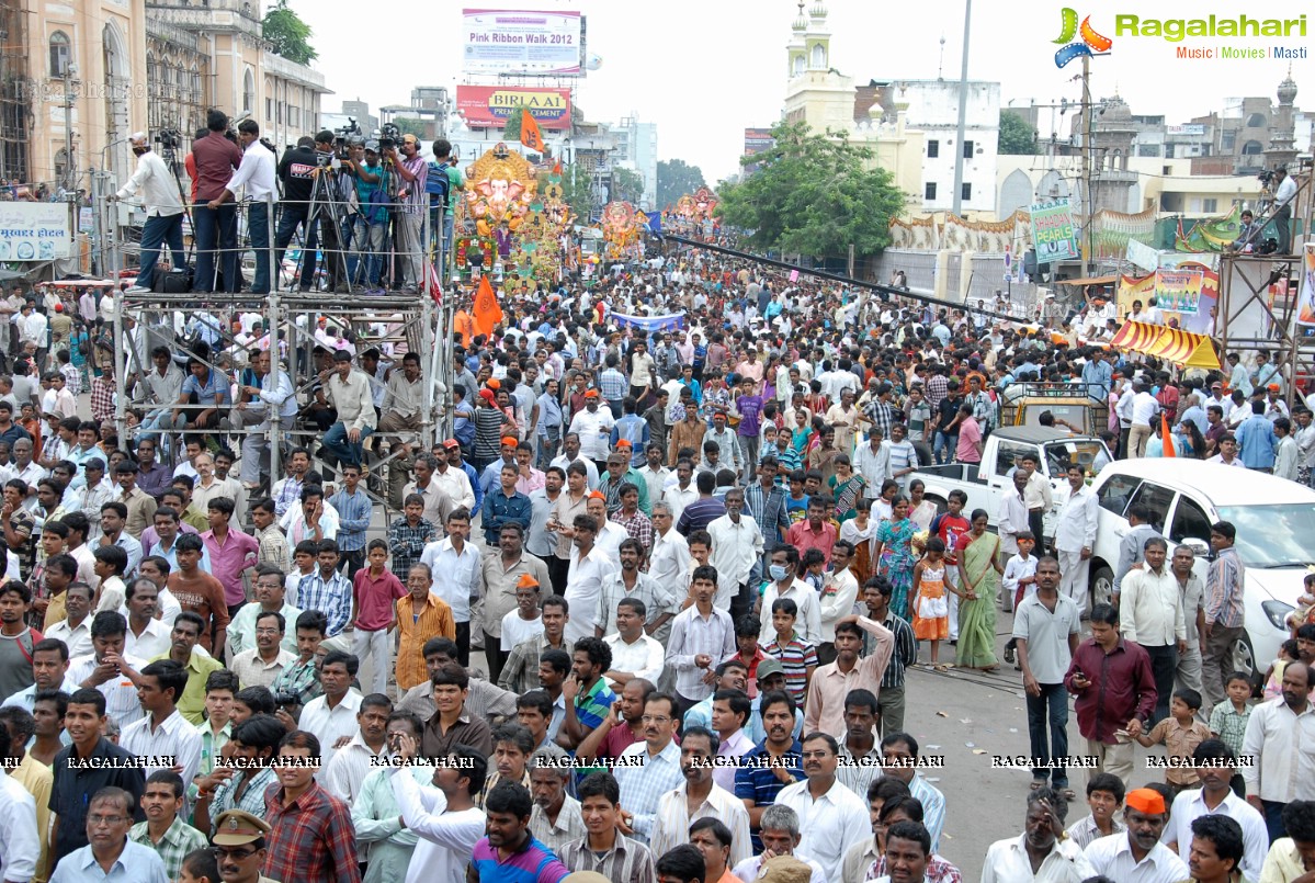 Charminar Ganesh Idols Nimajjanam Rally