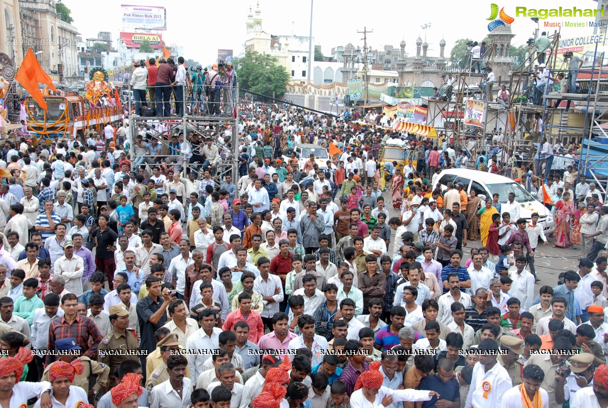 Charminar Ganesh Idols Nimajjanam Rally