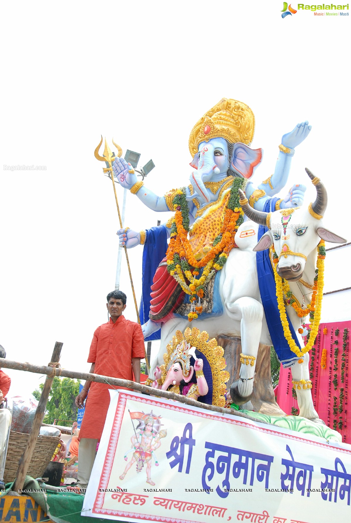 Charminar Ganesh Idols Nimajjanam Rally