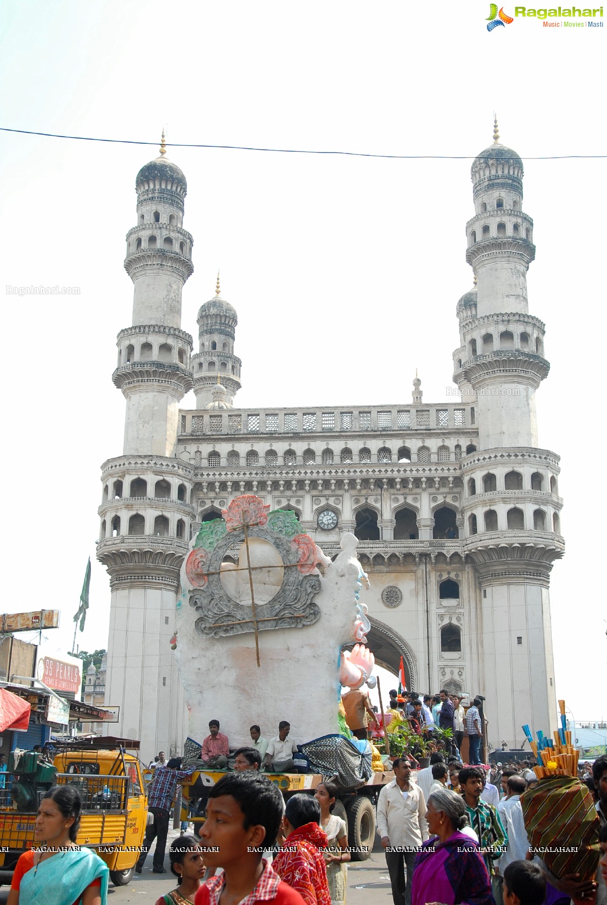 Charminar Ganesh Idols Nimajjanam Rally