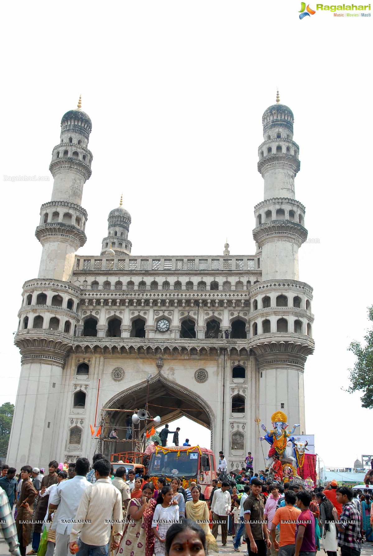 Charminar Ganesh Idols Nimajjanam Rally