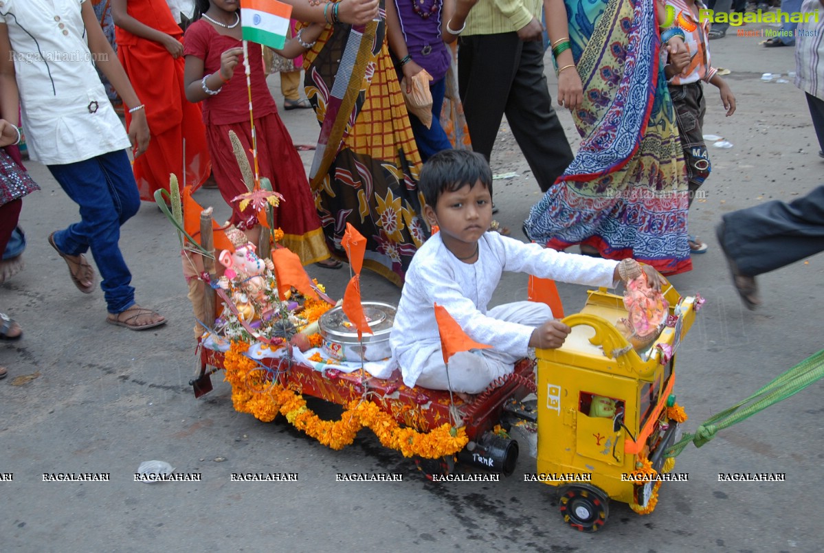 Charminar Ganesh Idols Nimajjanam Rally