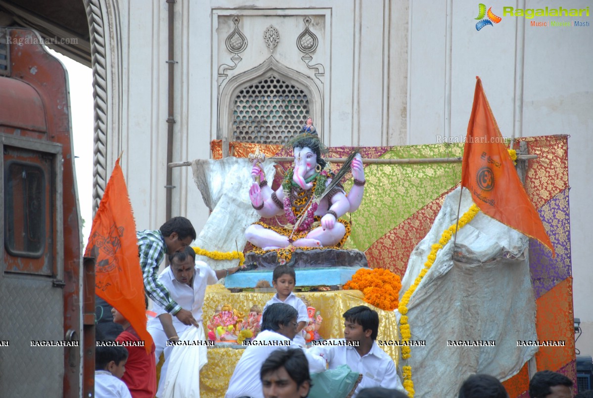 Charminar Ganesh Idols Nimajjanam Rally