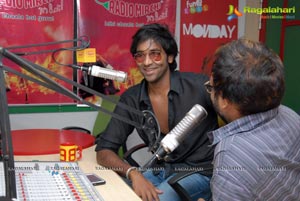 Denikaina Ready Music Premiere Radio Mirchi