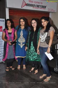 Page 3 Entertainments HouseFull Bonanza 2012