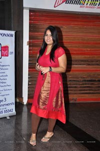 Page 3 Entertainments HouseFull Bonanza 2012