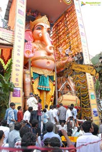 Maha Laddu Khairatabad Ganesh 2012