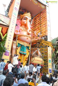 Maha Laddu Khairatabad Ganesh 2012