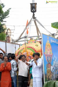 Maha Laddu Khairatabad Ganesh 2012