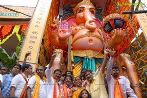 Maha Laddu Khairatabad Ganesh 2012