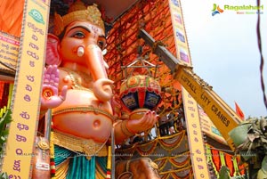 Maha Laddu Khairatabad Ganesh 2012