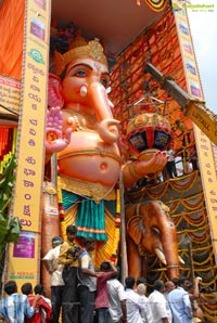 Maha Laddu Khairatabad Ganesh 2012