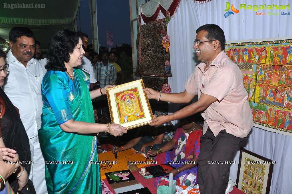 Lepakshi Crafts Bazaar at NTR Gardens