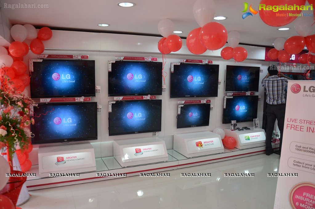 LG Launches Exciting Brand Experience For Hyderabad Customers