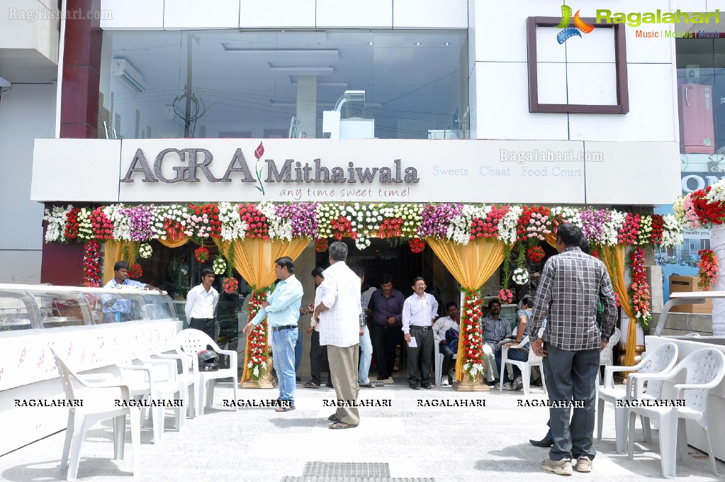 Madhurima launches Agra Mithaiwala, Hyderabad