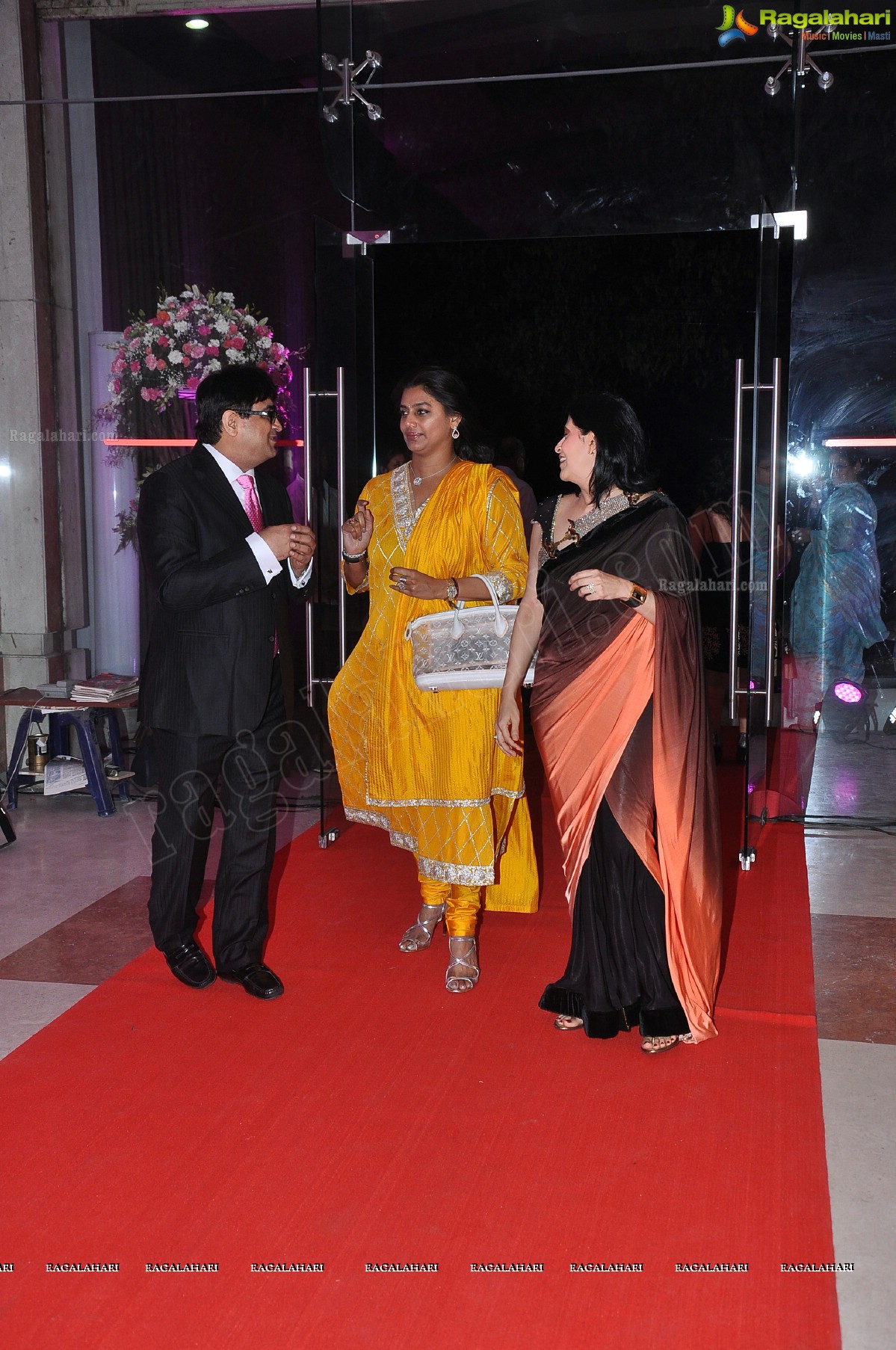 Pinky Reddy launches Kimaya Fashions, Hyderabad