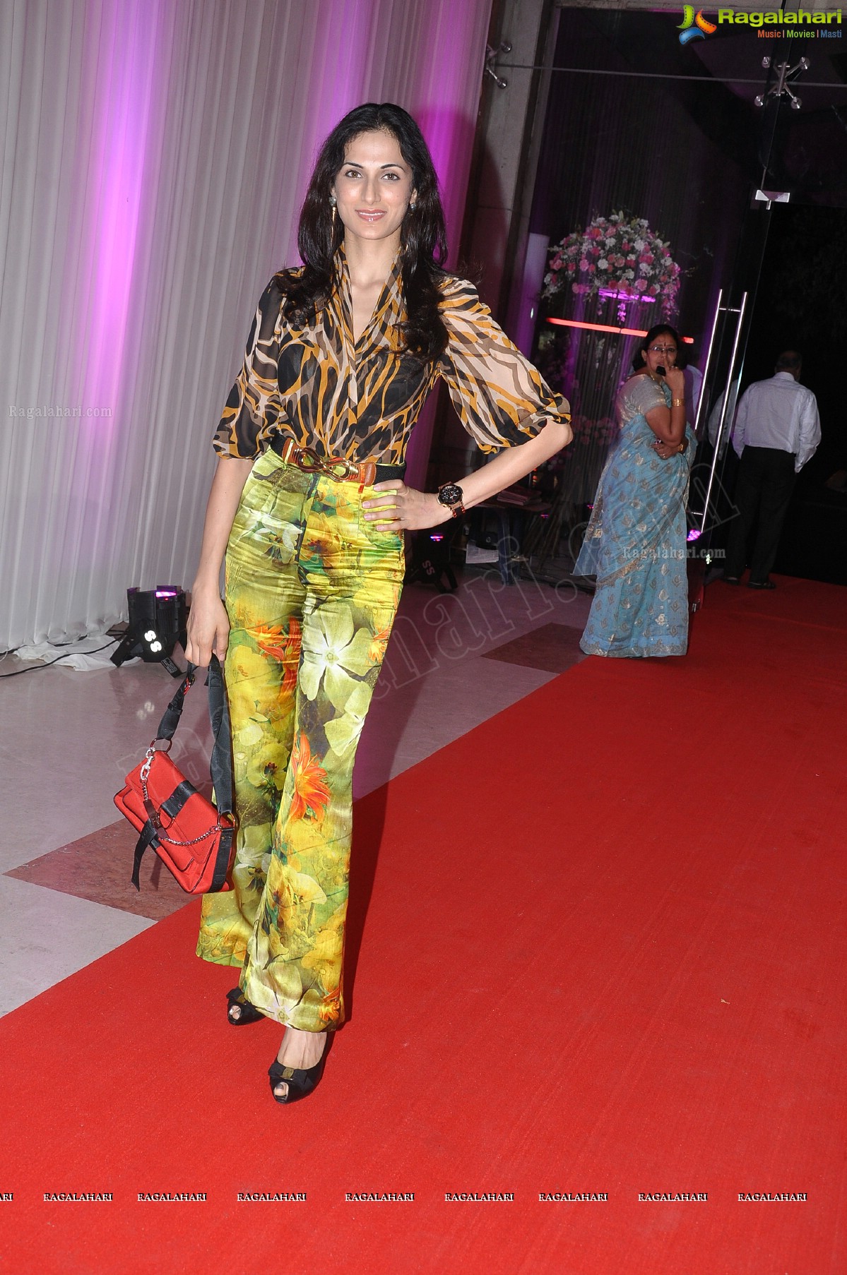 Pinky Reddy launches Kimaya Fashions, Hyderabad