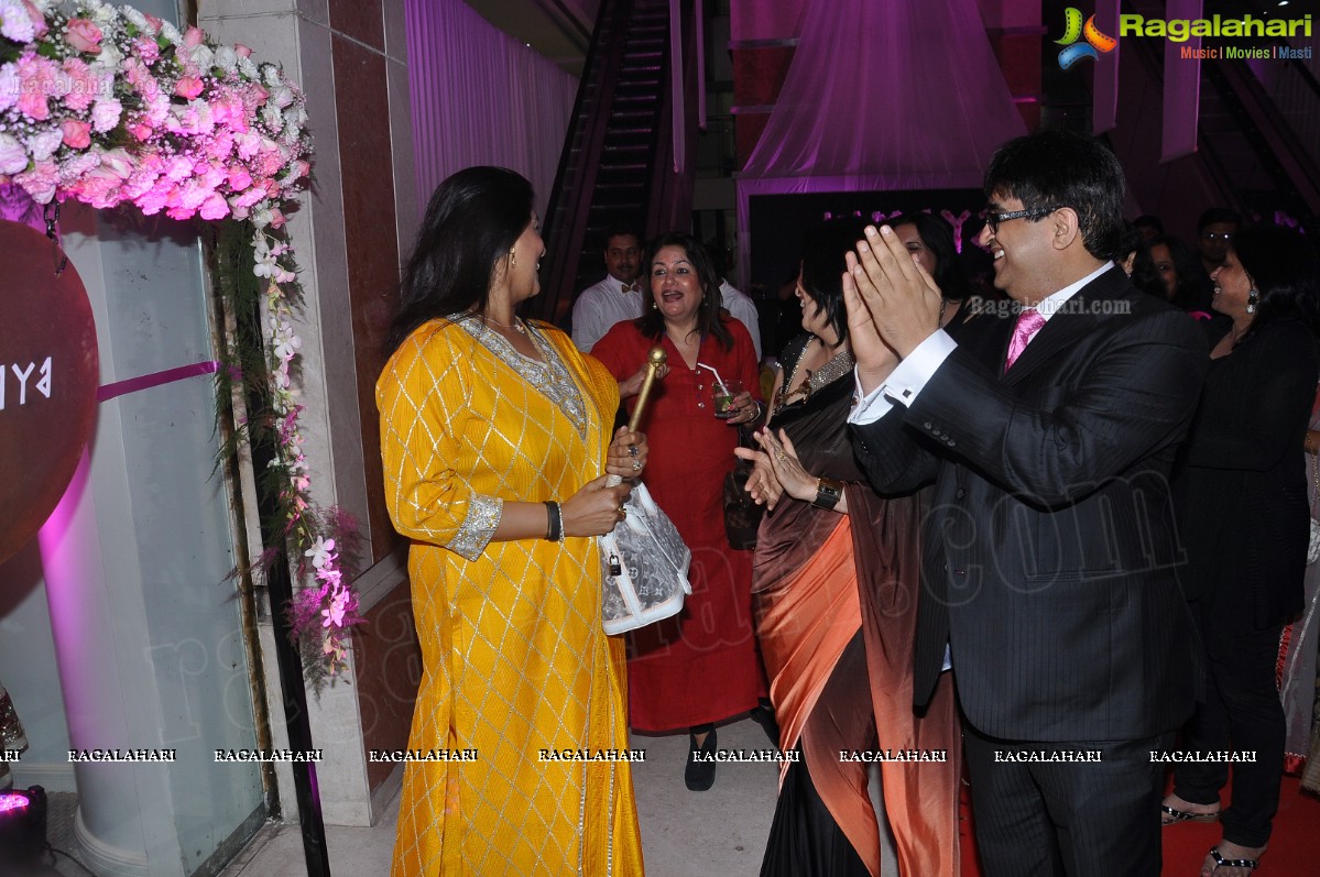 Pinky Reddy launches Kimaya Fashions, Hyderabad