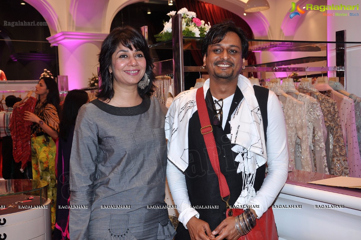 Pinky Reddy launches Kimaya Fashions, Hyderabad