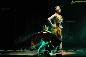 Classical Dancer Shobana