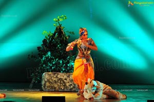 Classical Dancer Shobana