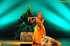 Classical Dancer Shobana