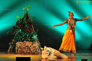 Classical Dancer Shobana