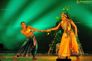 Classical Dancer Shobana