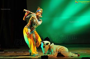 Classical Dancer Shobana